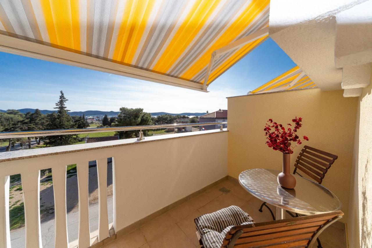 Apartments Dalmata Biograd Na Moru Exterior photo